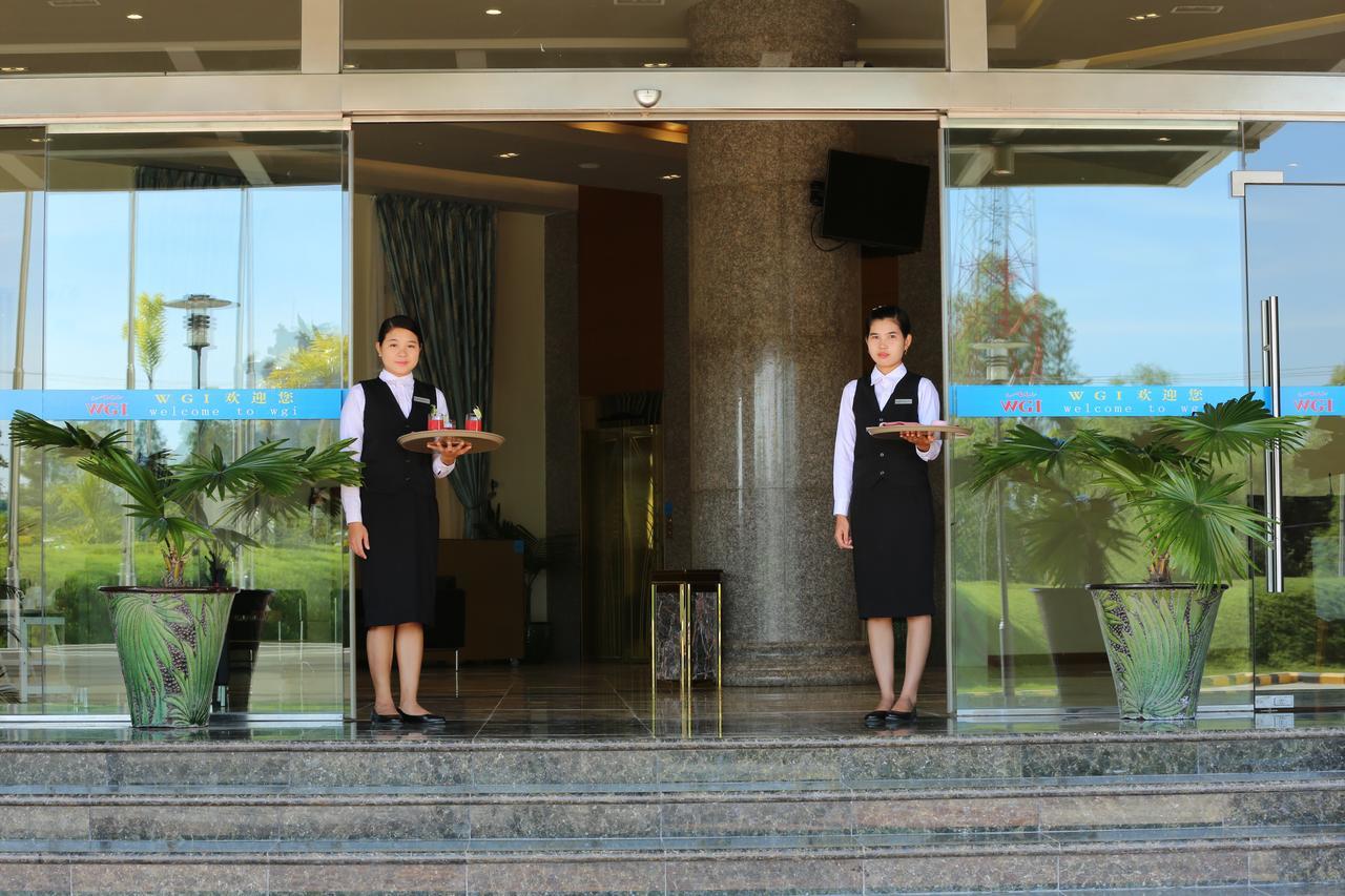 Vegas Hotel - Nay Pyi Taw Naypyidaw Exterior foto